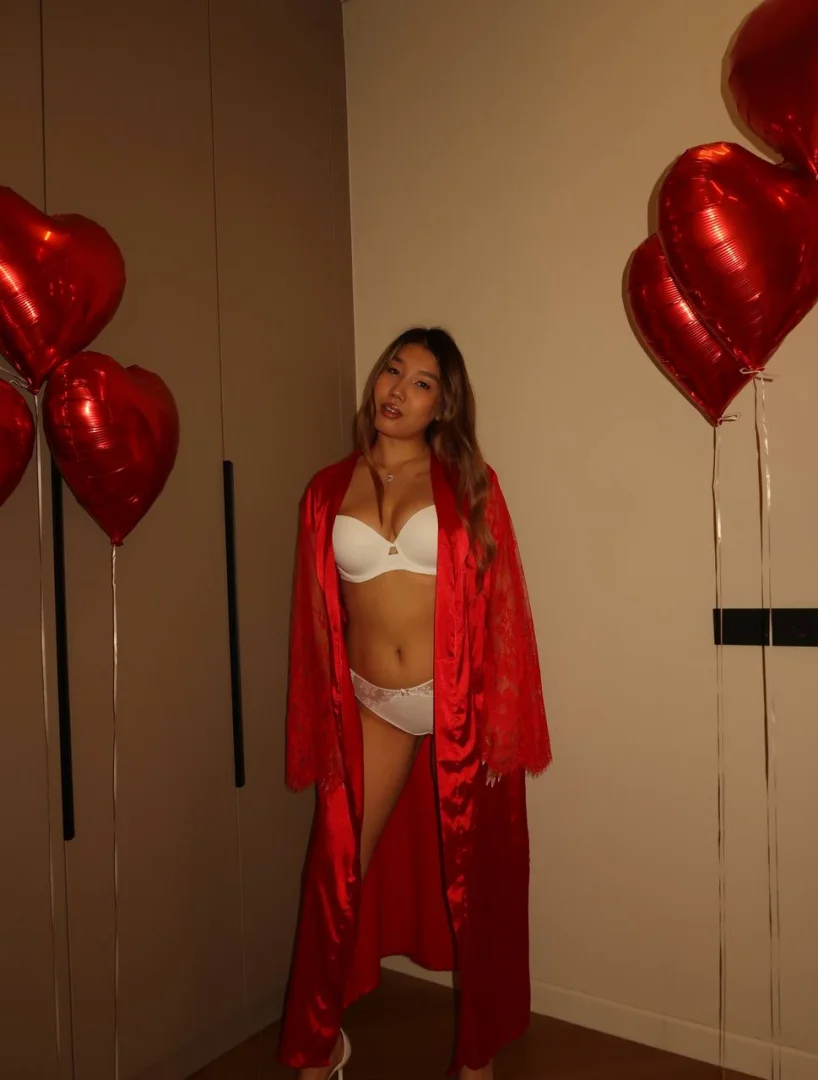 Aya - Photo 10