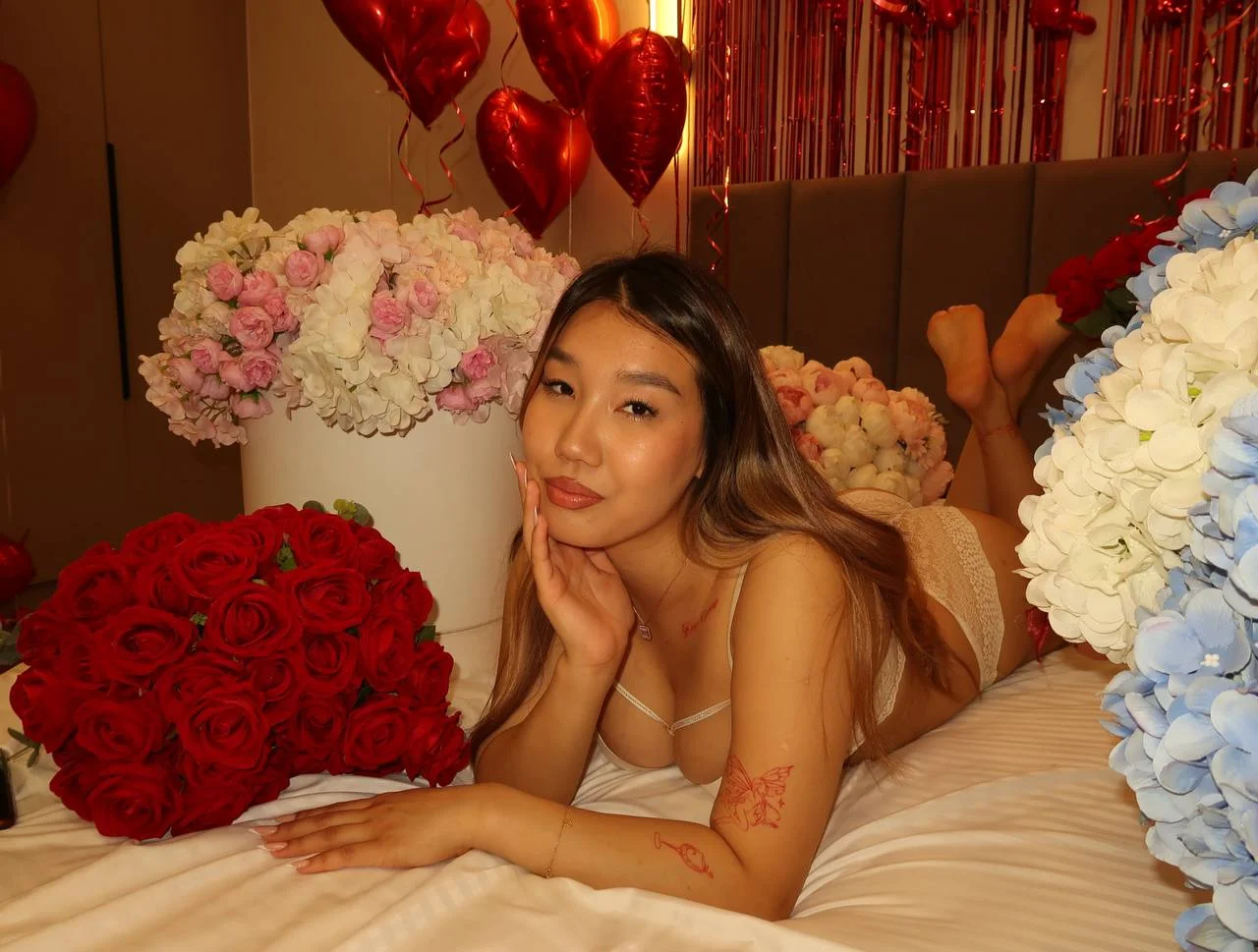 Aya - Photo 19