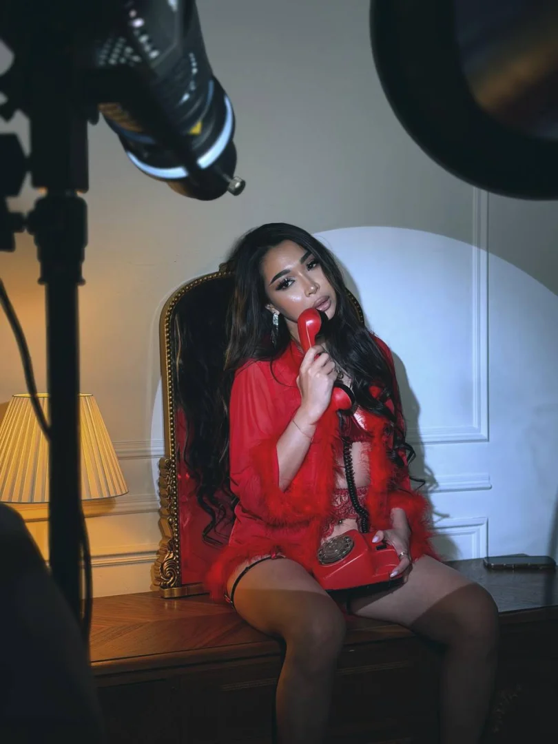 Aylin - Photo 2