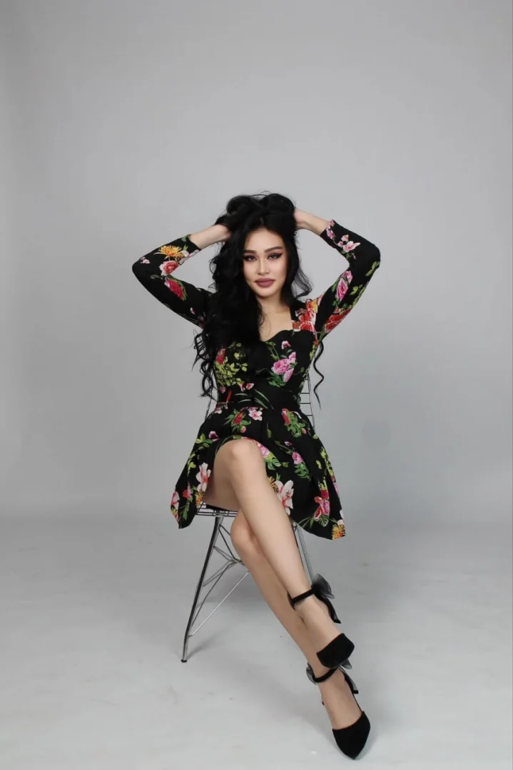 Dina - Photo 2