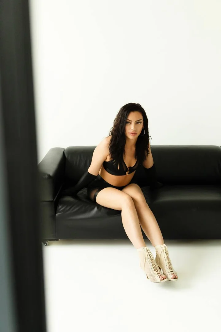 Eva - Photo 2
