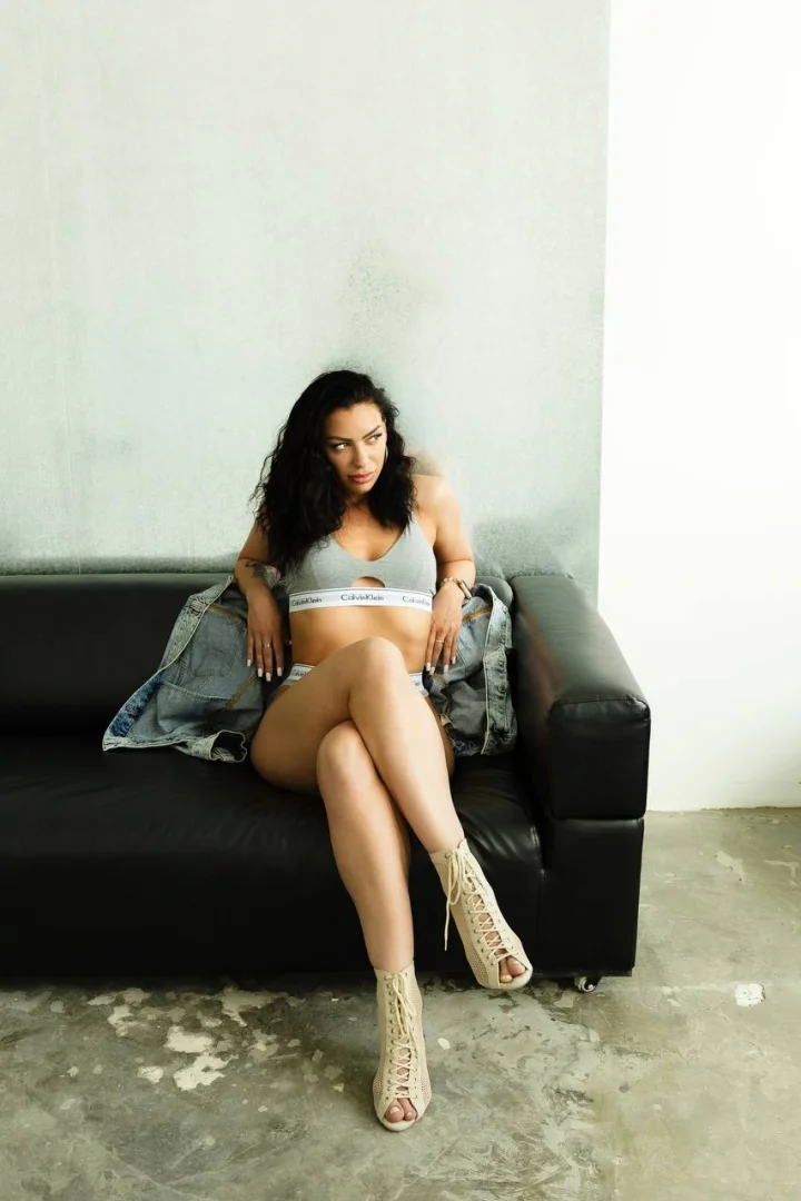 Eva - Photo 9