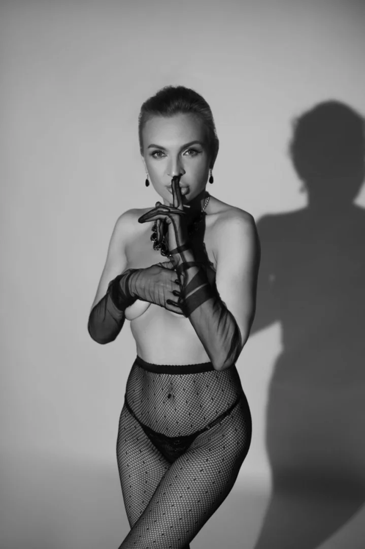 Evi - Photo 8