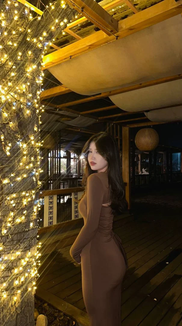Karina - Photo 14