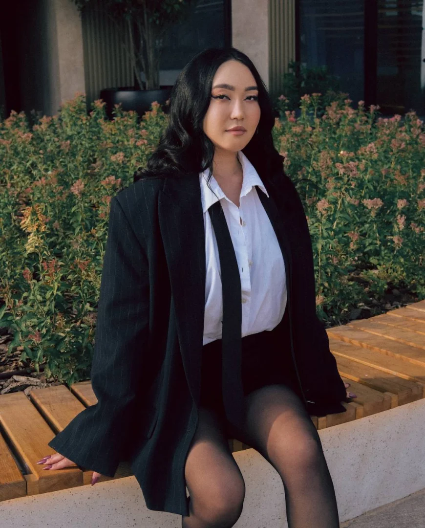 Kim - Photo 12