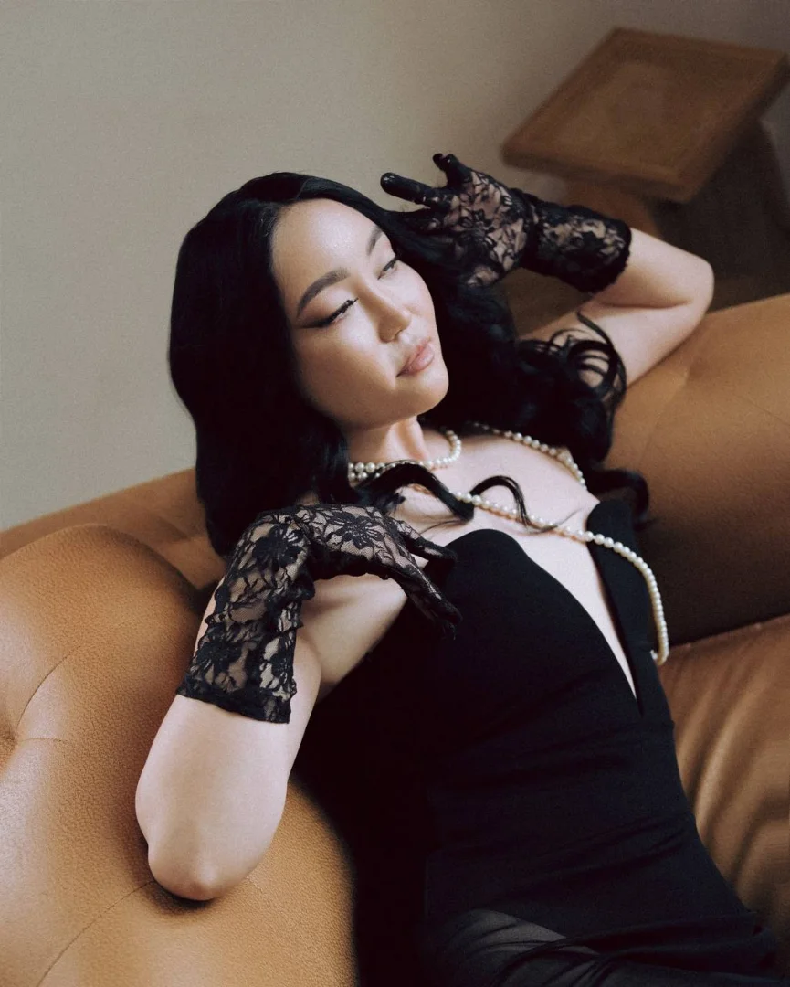 Kim - Photo 2