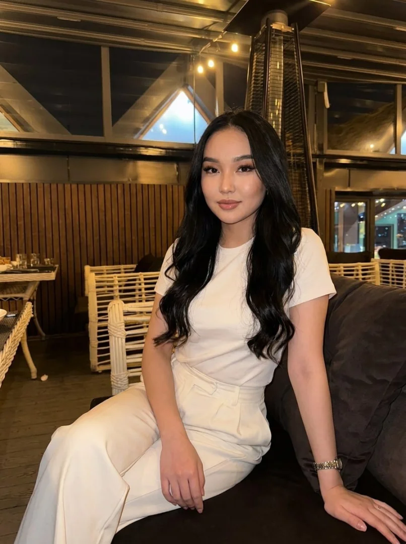 Kim - Photo 16