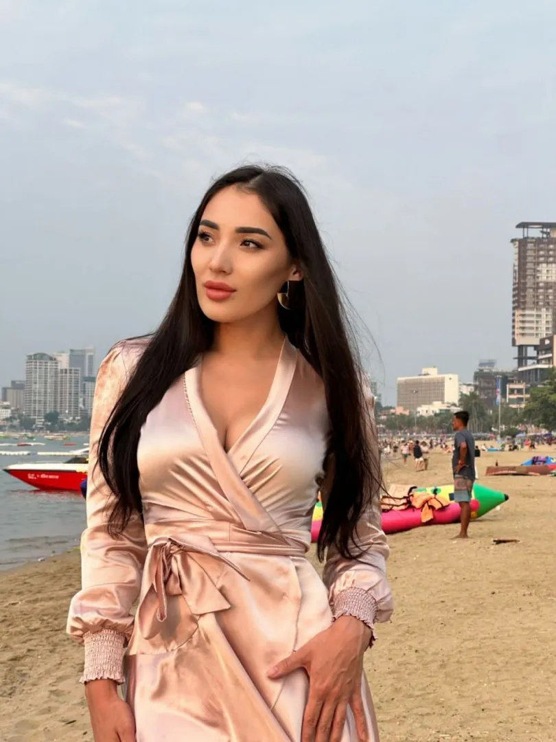 Mercedes - Photo 19