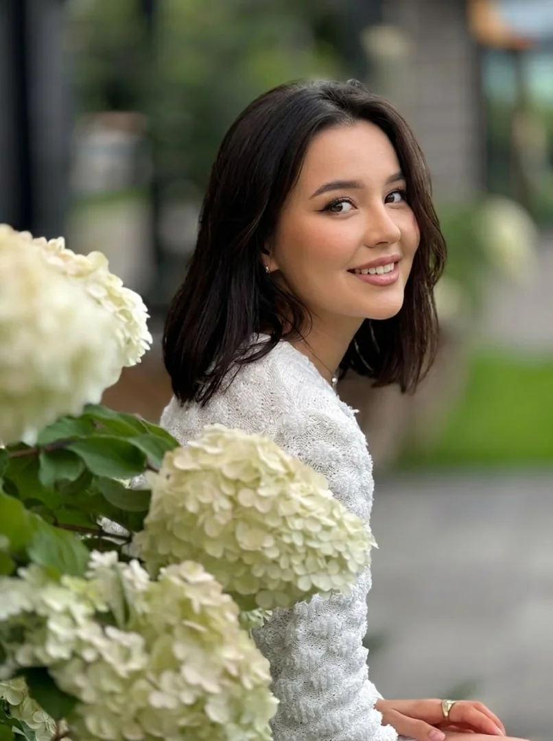 Nora - Photo 19