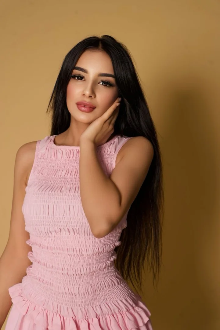 Shirin - Photo 6