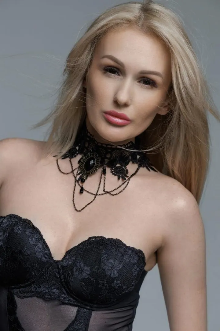 Rosi - Photo 12