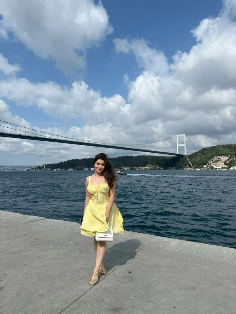 Zarina - Photo 7